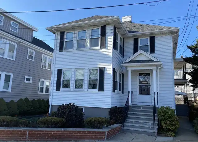 Property at 34 Ten Hills Rd Unit 2, Somerville, MA, 02145, 2 beds, 1 bath, [object Object]