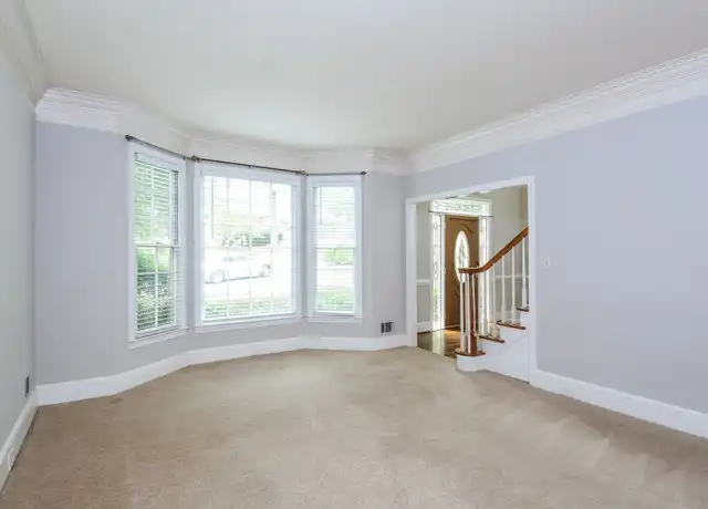 Property at 330 Banyon Brook Pt, Roswell, GA, 30076, 6 beds, 5 baths, [object Object]