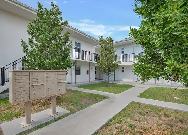 Property at 1710 NW 1st Ct #17, Miami, FL, 33136, 1 bed, 1 bath, [object Object]