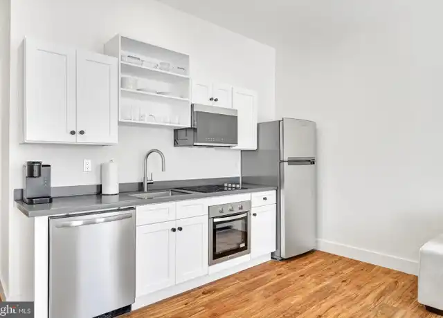 Property at 31 N Spruce St Unit 304, Elizabethtown, PA, 17022, 1 bed, 1 bath, [object Object]