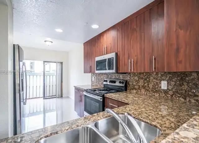 Property at 636 NE 195th St Unit 636, Miami, FL, 33179, 3 beds, 2.5 baths, [object Object]