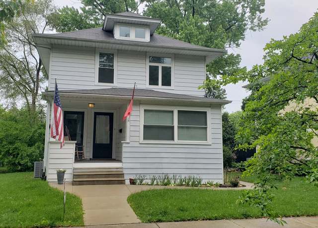 Photo of 926 S 2nd St, Saint Charles, IL 60174