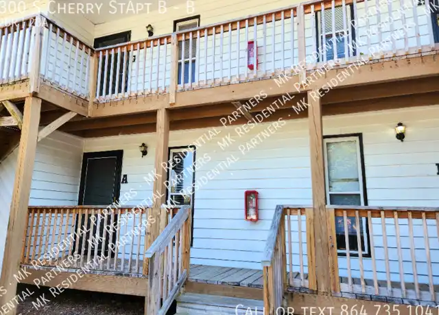 Property at 300 S Cherry St Unit B, Kernersville, NC, 27284, 2 beds, 1.5 baths, [object Object]