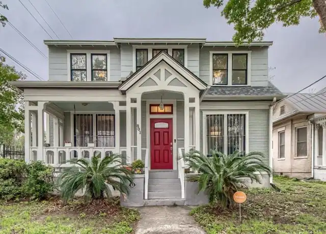 Property at 801 N Pine St, San Antonio, TX, 78202, 3 beds, 2.5 baths, [object Object]