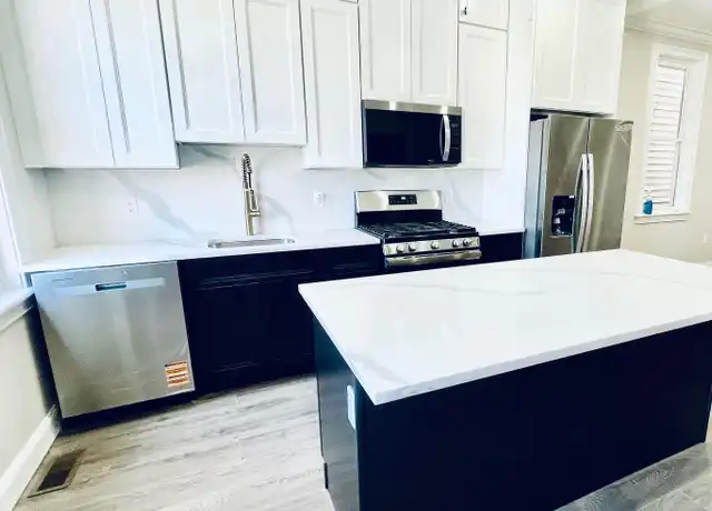 Property at 3136 Summit Ave, Union City, NJ, 07087, 3 beds, 1 bath, [object Object]