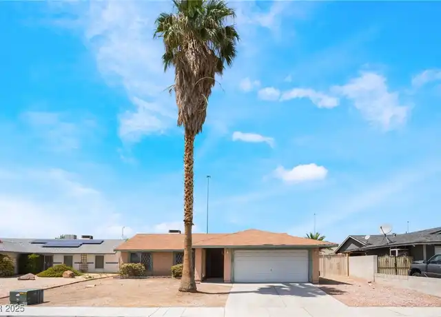 Property at 4208 Fox Point Dr, Las Vegas, NV, 89108, 3 beds, 2 baths, [object Object]
