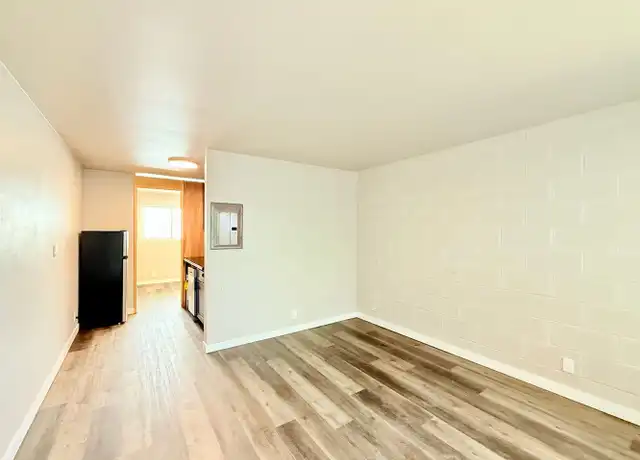 Property at 219 Queen Anne Ave N Unit 204, Seattle, WA, 98119, 1 bed, 1 bath, [object Object]