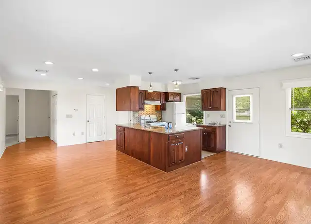 Property at Neffsville Cottages - 6 Terrace Dr, Lancaster, PA, 17601, 5 beds, 3 baths, [object Object]