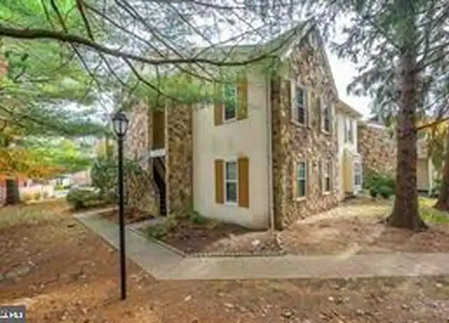 Property at 194 Valley Stream Ln, Chesterbrook, PA, 19087, 3 beds, 2 baths, [object Object]