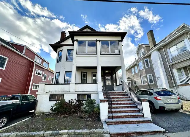 Property at 24 Clyde Rd Unit 2, Watertown, MA, 02472, 2 beds, 1 bath, [object Object]