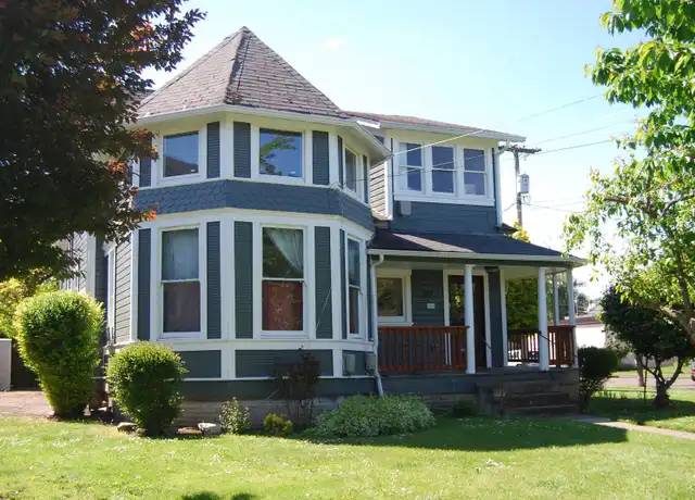 Property at 307 SE Cowls St Apt 3, McMinnville, OR, 97128, 1 bed, 1 bath, [object Object]
