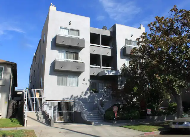 Property at 1226 S Shenandoah St Unit 1226-304, Los Angeles, CA, 90035, 2 beds, 2 baths, [object Object]