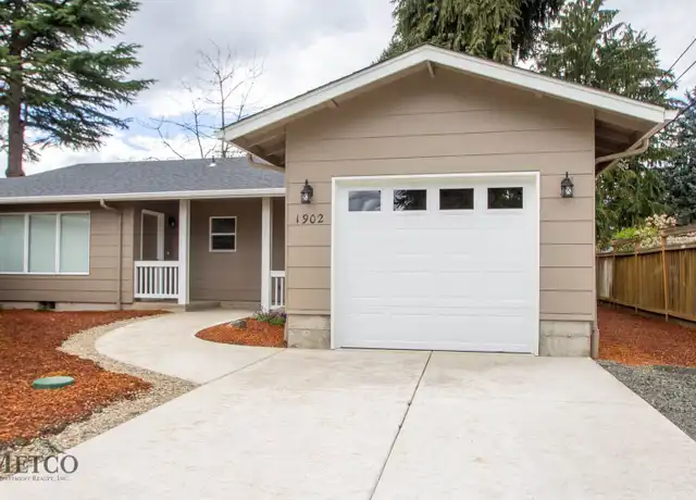 Property at 2683 Jeppesen Acres Rd Unit B, Eugene, OR, 97401, 3 beds, 2 baths, [object Object]