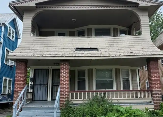 Property at 414 E 148th St Unit 2, Cleveland, OH, 44110, 2 beds, 1 bath, [object Object]
