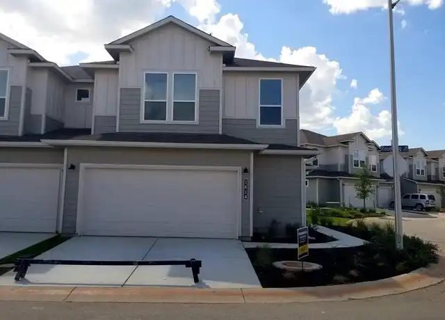 Property at 1614 Roseburg Dr, Austin, TX, 78754, 3 beds, 2.5 baths, [object Object]