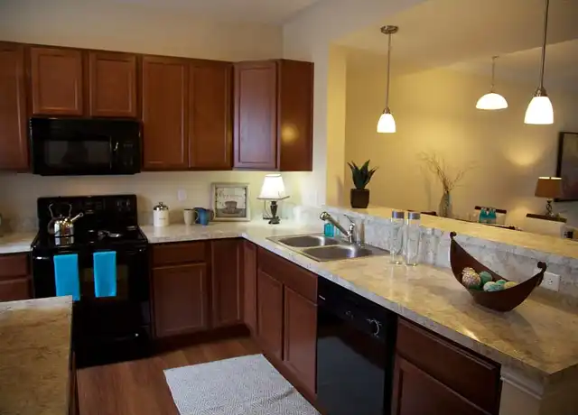 Property at Grove City Summit - 6026 Summit Way, Grove City, OH, 43123, 1-3 bed, 1-2.5 bath, [object Object]