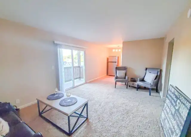 Property at 3325 California St Unit 02, Omaha, NE, 68131, 2 beds, 1 bath, [object Object]