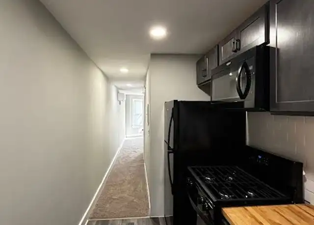 Property at 607 Northampton St Unit 607-5, Easton, PA, 18042, 1 bed, 1 bath, [object Object]
