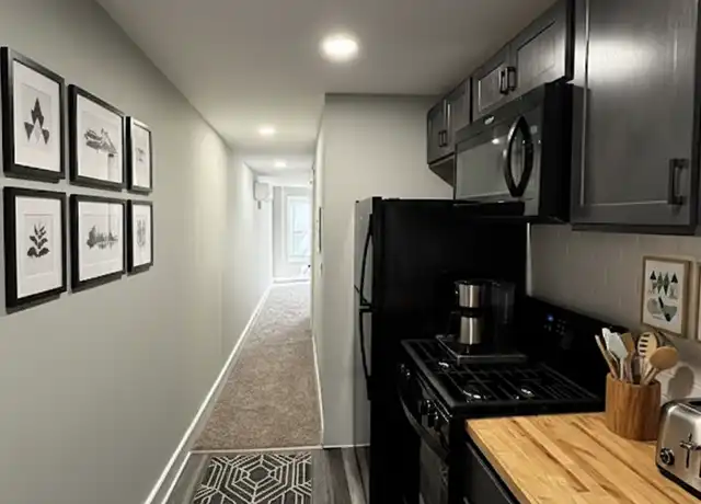 Property at 607 Northampton St Unit 607-5, Easton, PA, 18042, 1 bed, 1 bath, [object Object]
