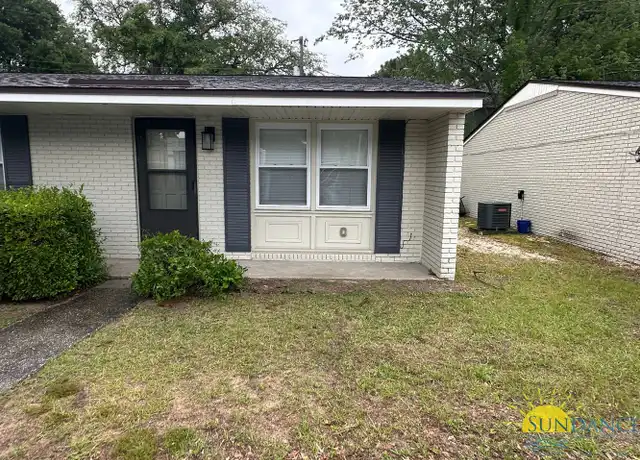 Property at 3751 E Olive Rd Unit 2, Pensacola, FL, 32514, 2 beds, 1 bath, [object Object]