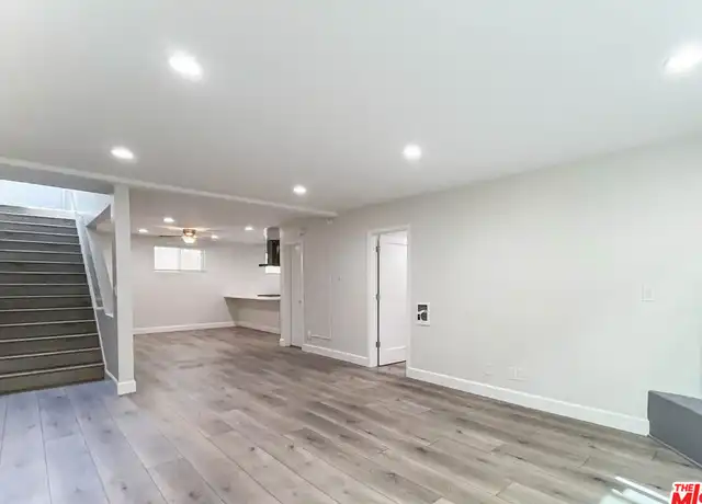 Property at 942 7th St Unit 5, Santa Monica, CA, 90403, 1 bed, 1 bath, [object Object]