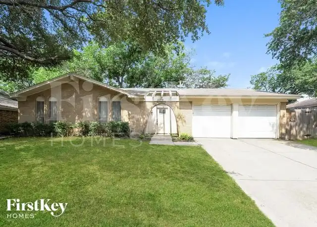 Property at 1409 Harrison Ln, Hurst, TX, 76053, 3 beds, 2 baths, [object Object]