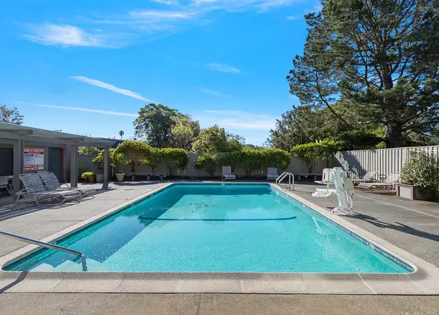 Photo of 325 Rowland Blvd, Novato, CA 94947