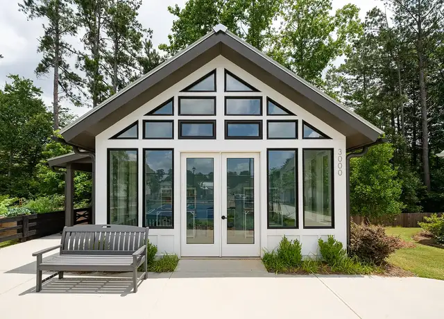 Photo of 2000 Harvest Pond Cir, Suwanee, GA 30024