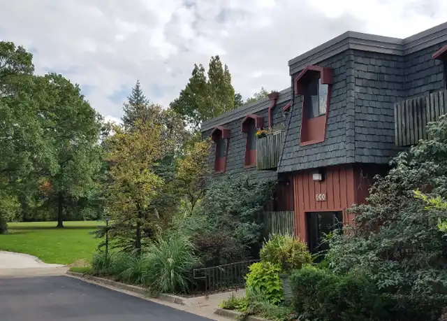 Property at 104 Clinkscales Rd Unit 302, Columbia, MO, 65203, 2 beds, 1 bath, [object Object]