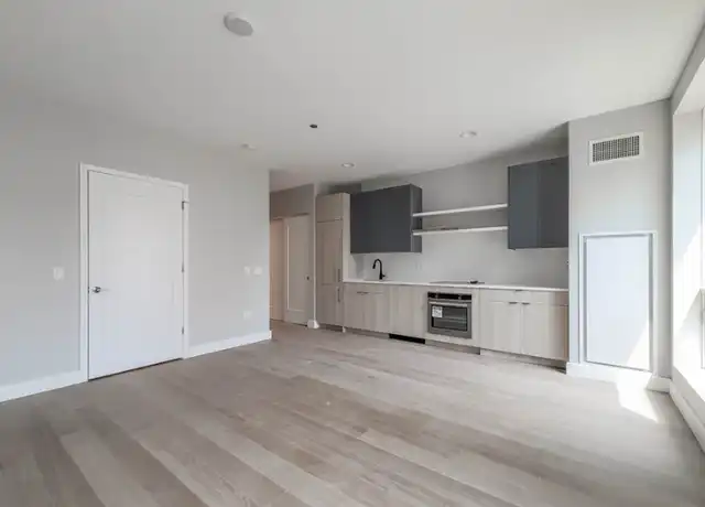 Property at 1215 N Clark St, Chicago, IL, 60610, 0 beds, 1 bath, [object Object]