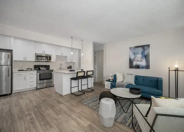 Property at Pinecrest Apartments - 920 Cranbrook Ct, Davis, CA, 95616, 1-2 bed, 1 bath, [object Object]