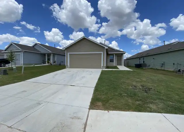 Property at 10126 Asta Trl, San Antonio, TX, 78224, 3 beds, 2 baths, [object Object]
