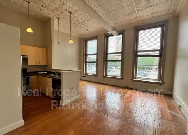 Property at 121 W Broad St Unit 206, Richmond, VA, 23220, 1 bed, 1 bath, [object Object]
