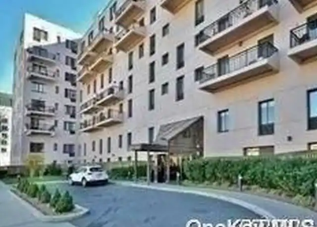 Property at 100 W Broadway Unit 3C, Long Beach, NY, 11561, 1 bed, 1 bath, [object Object]