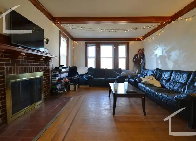 Property at 122 Lake St, Brighton, MA, 02135, 8 beds, 4 baths, [object Object]