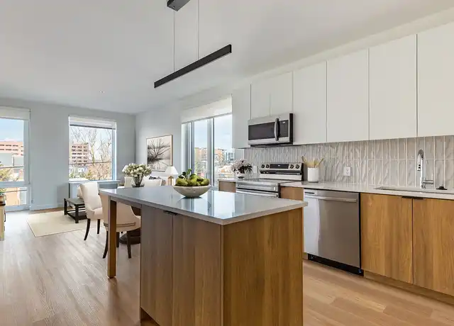 Property at The Alistair - 347 N Queen St, Lancaster, PA, 17603, 1 bed, 1 bath, [object Object]