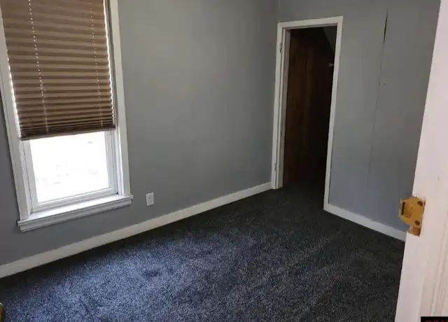 Property at 617 County Road 5 Unit 2, St Peter, MN, 56082, 1 bed, 1 bath, [object Object]
