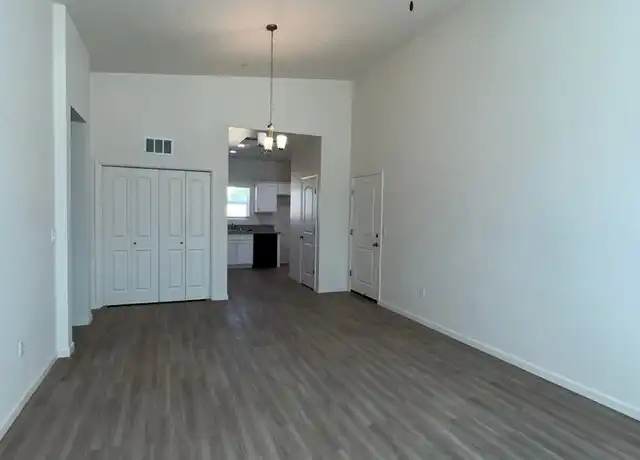 Property at 4112 E Kaweah Ave Unit 4114, Visalia, CA, 93292, 2 beds, 2 baths, [object Object]