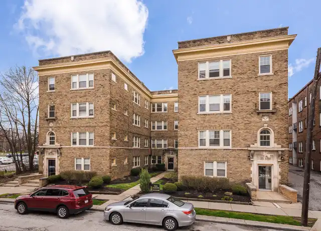 Property at 2095 Lennox Rd Unit 13, Cleveland Heights, OH, 44106, 1 bed, 1 bath, [object Object]