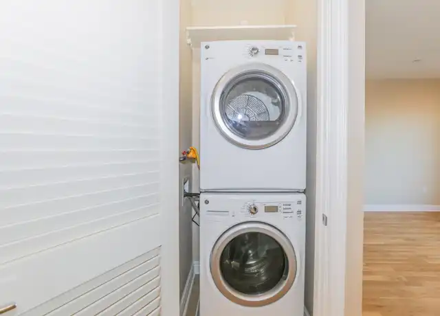 Property at 11 Main St Unit B-112, Edgewater, NJ, 07020, 0 beds, 1 bath, [object Object]