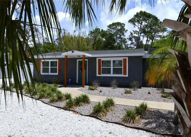 Property at 704 Seeds Ave, Sarasota, FL, 34237, 3 beds, 1 bath, [object Object]