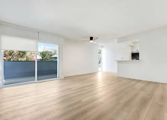 Property at 1264 N Sweetzer Ave, West Hollywood, CA, 90069, 1 bed, 1 bath, [object Object]