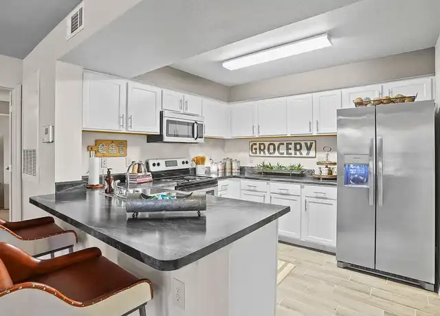 Property at Cottages at Tallgrass Point - 8748 N Mingo Rd, Owasso, OK, 74055, 1-2 bed, 1-2 bath, [object Object]