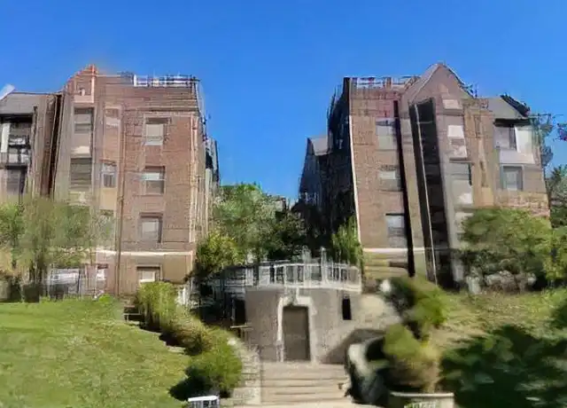 Property at 2111 Eastern Pkwy Unit 27, Louisville, KY, 40204, 1 bed, 1 bath, [object Object]