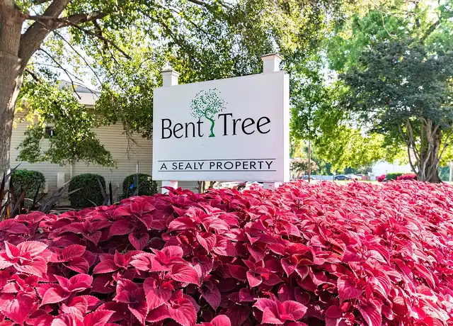 Property at Bent Tree Apartment Homes - 900 Hargrove Rd, Tuscaloosa, AL, 35401, 2 beds, 2 baths, [object Object]
