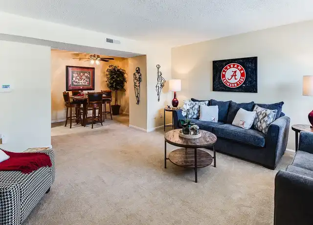 Property at Bent Tree Apartment Homes - 900 Hargrove Rd, Tuscaloosa, AL, 35401, 1-2 bed, 1-2 bath, [object Object]