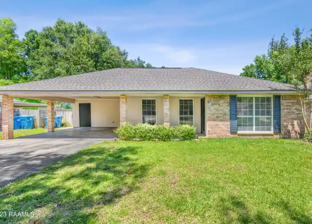 Property at 1400 Broadmoor Blvd, Lafayette, LA, 70503, 4 beds, 2 baths, [object Object]