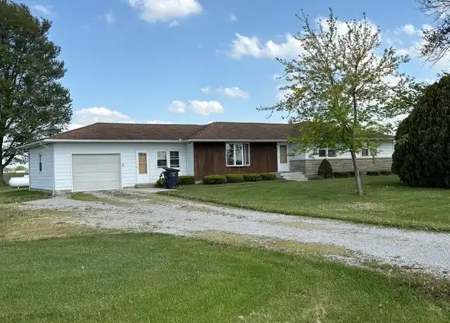Property at 13194 N 1700th St, Teutopolis, IL, 62467, 3 beds, 1.5 baths, [object Object]