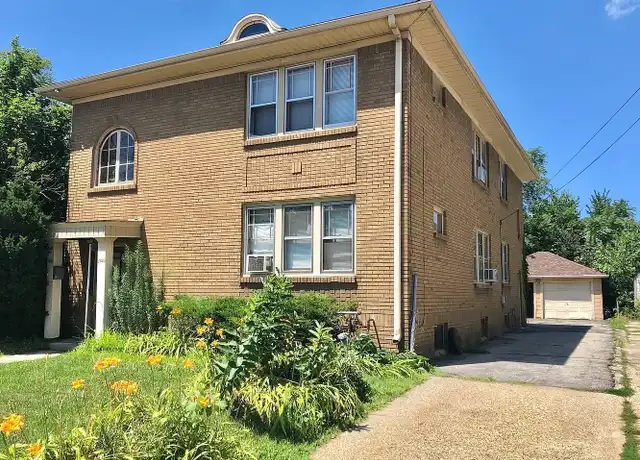 Property at 1218 22nd Ave, Rockford, IL, 61104, 2 beds, 1 bath, [object Object]