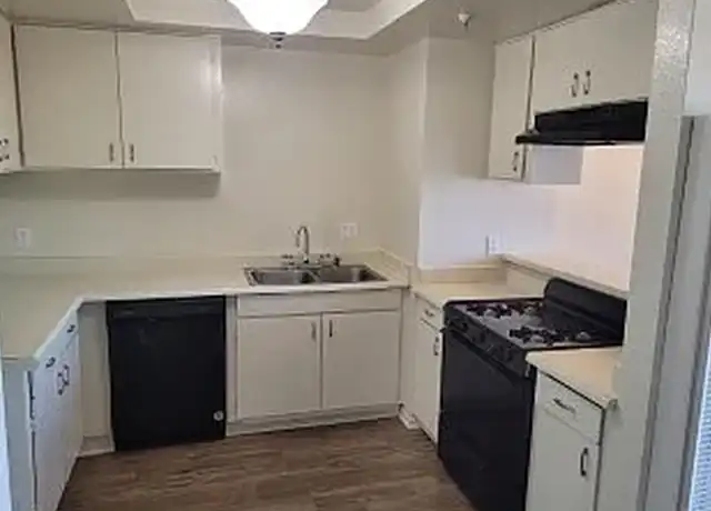 Property at Briarwood - 13420 Doty Ave, Hawthorne, CA, 90250, 1 bed, 1 bath, [object Object]